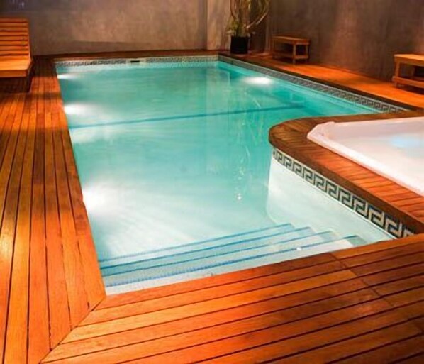 Indoor pool - Boutique Zen Suites Hotel And Spa (Buenos Aires)