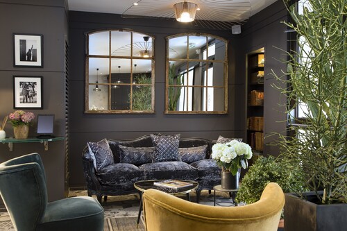 Hôtel Espace Champerret