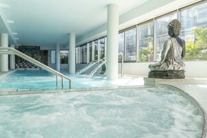 Couples treatment rooms, Turkish bath, body treatments, aromatherapy