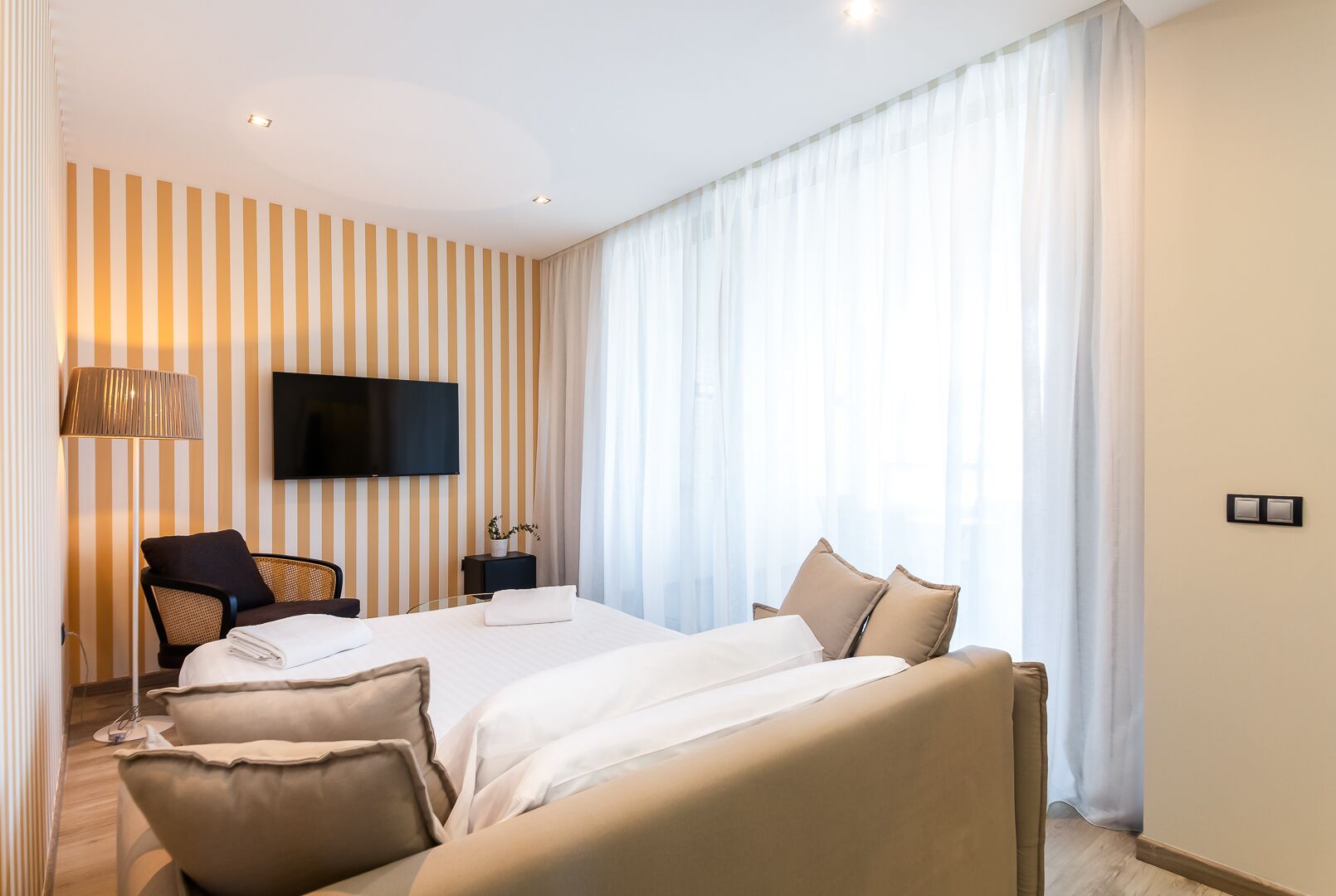 junior suite | dining room