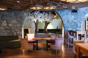 Bar lounge
