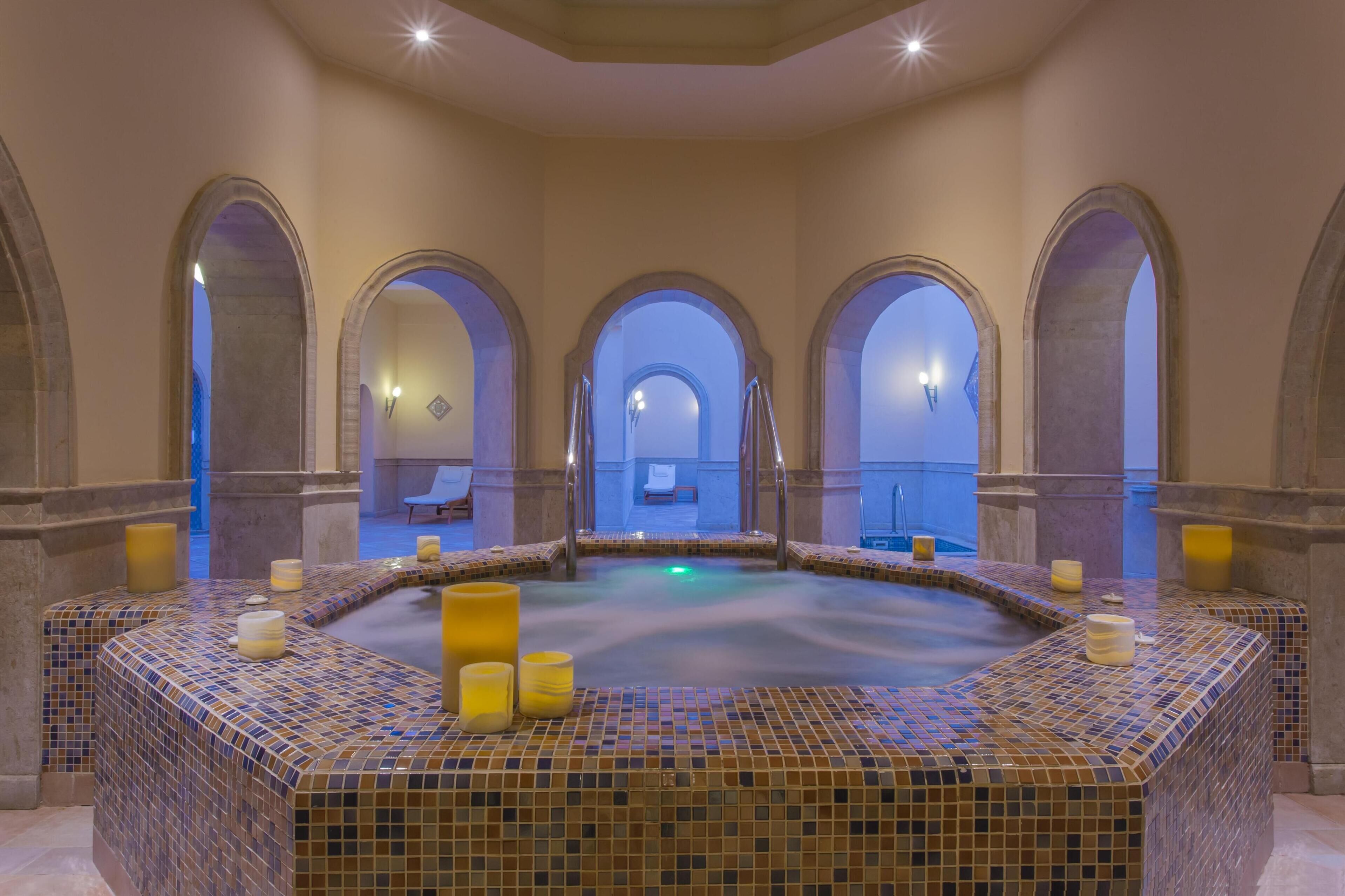 body treatments, hydrotherapy, hot stone massages, deep-tissue massages