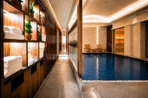 Behandlungsräume für Paare, Sauna, Whirlpool, Dampfbad