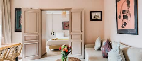 Junior Suite | Living area