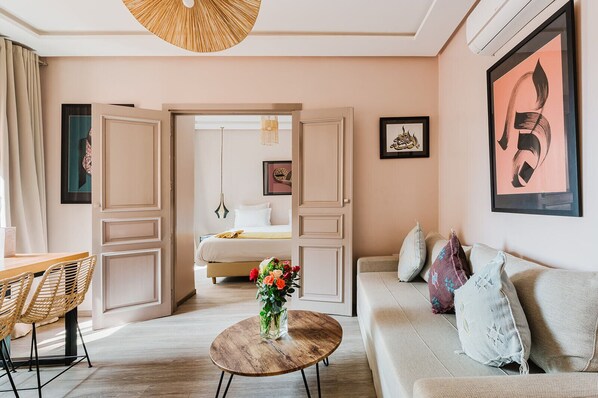 Junior Suite | Living area - Amani Hotel Suites & Spa (Marrakech)