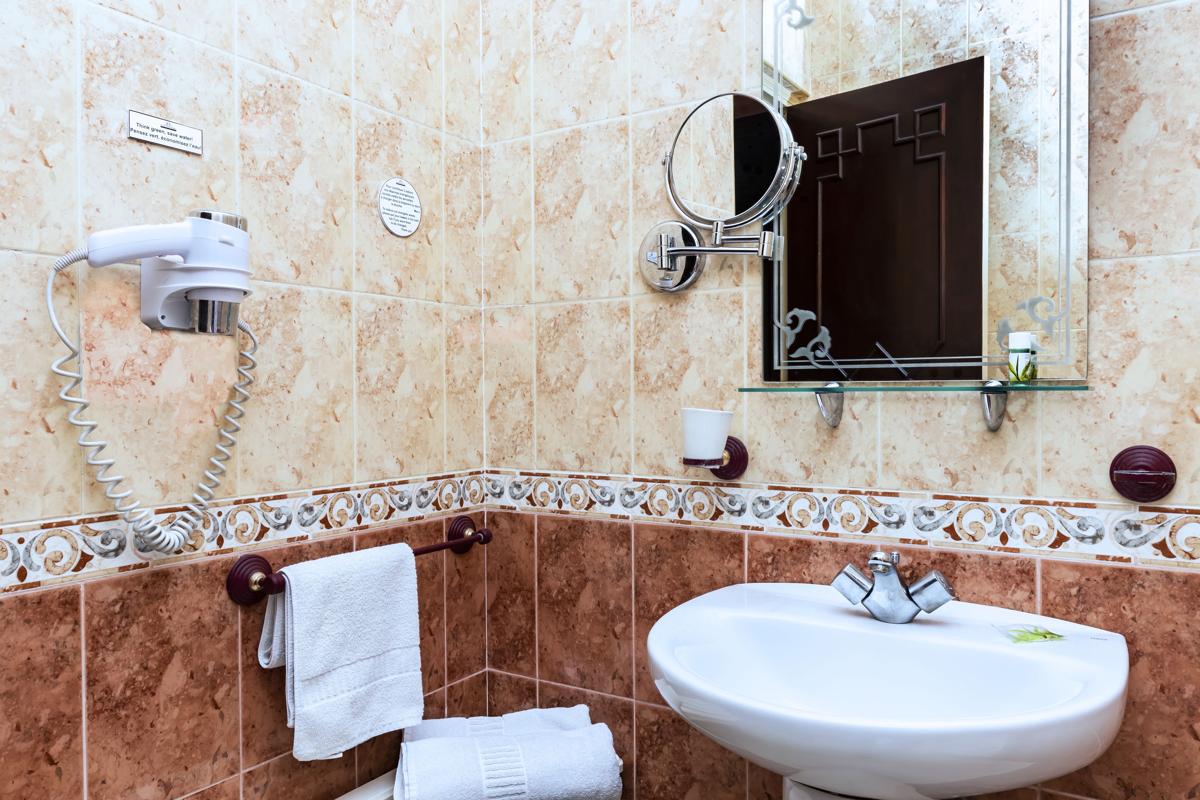 Photo - Amani Hotel Suites & Spa
