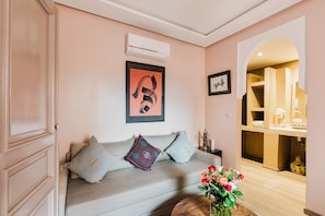 Front of property - Amani Hotel Suites & Spa (Marrakech)
