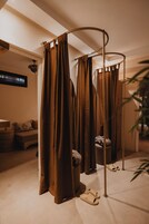 Turkish bath, body treatments, body scrubs, facials