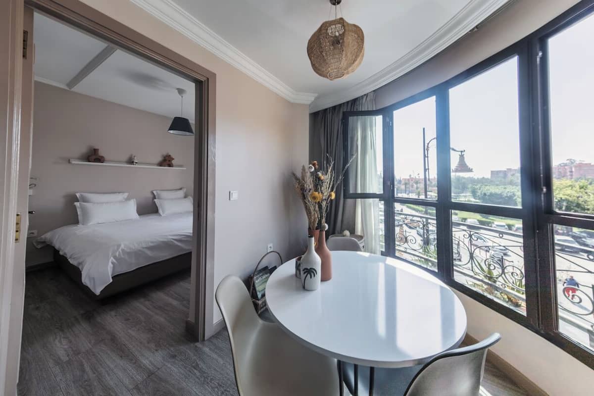 Senior Suite | 1 bilik tidur, bar mini, peti besi dalam bilik