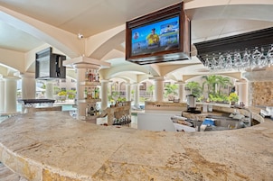 Poolbar