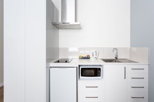 Superior Studio | Private kitchenette | Fridge, microwave, coffee/tea maker, electric kettle