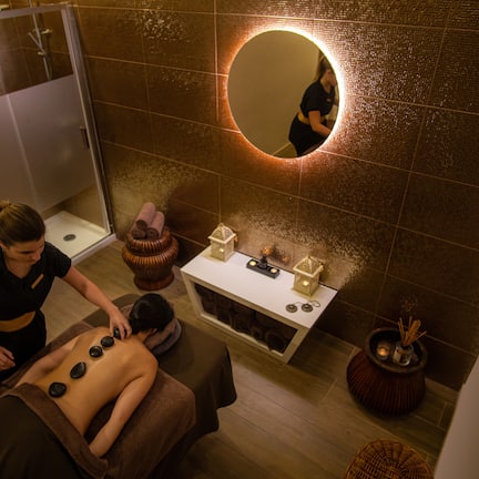 Hot tub, body treatments, aromatherapy, hot stone massages