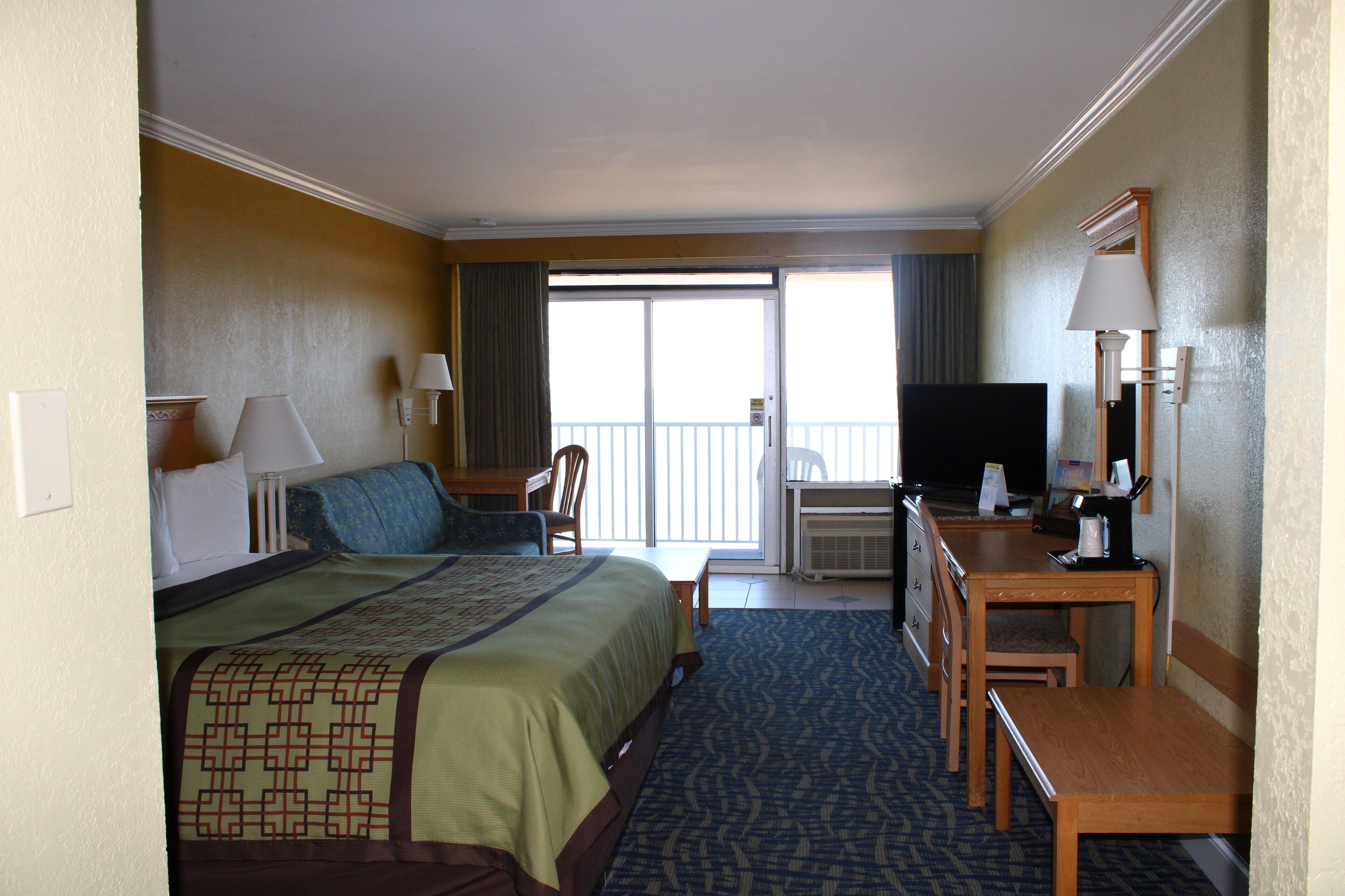 Photo - Ocean Sands Resort, Oceanfront, Virginia Beach by Vacatia