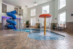 Indoor pool - Best Western Plus Edmundston Hotel (Edmundston)