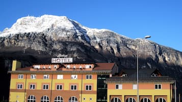 Facciata della struttura