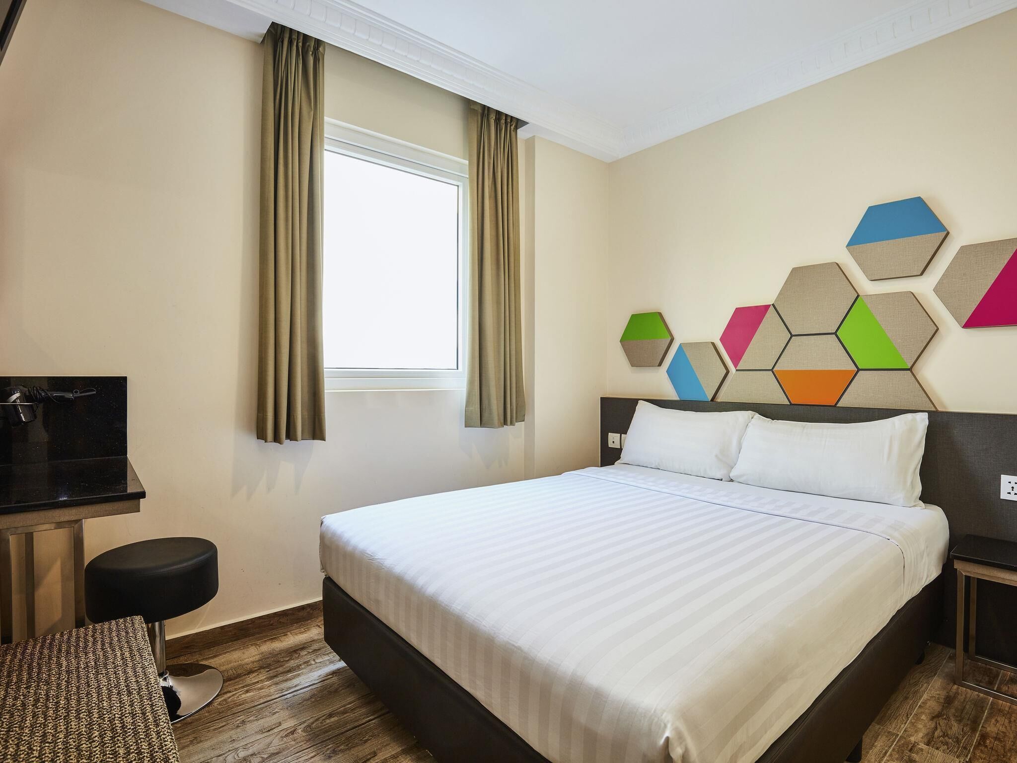 Desk, iron/ironing board, free WiFi, bed sheets