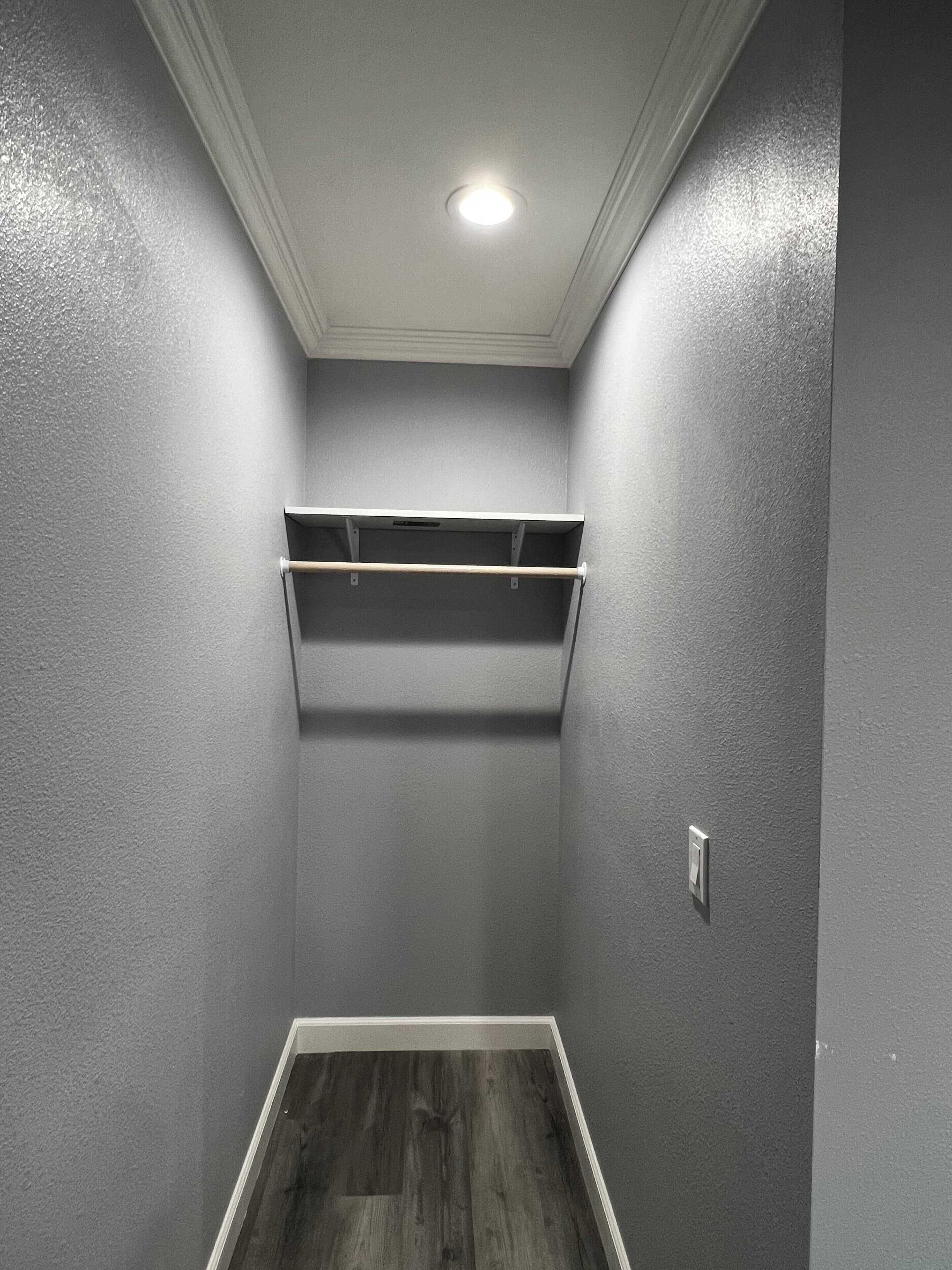 Enkeltrom – deluxe | Skrivebord, wi-fi (inkludert) og sengetøy