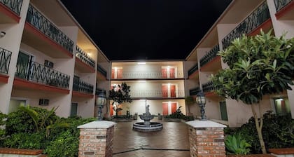 Royal Century Hotel
