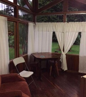 Nhà | Truy cập Internet không dây miễn phí, bộ trải giường 