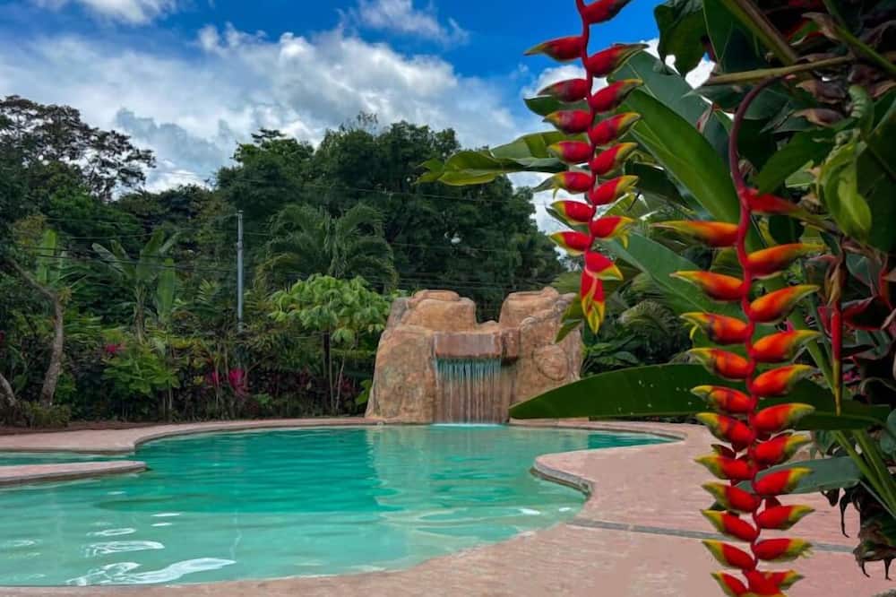 Cabinas La Catarata