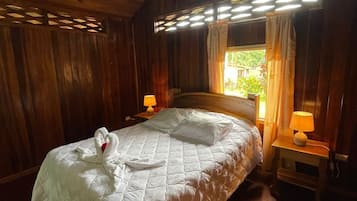 Standard Double Room | Free WiFi, bed sheets
