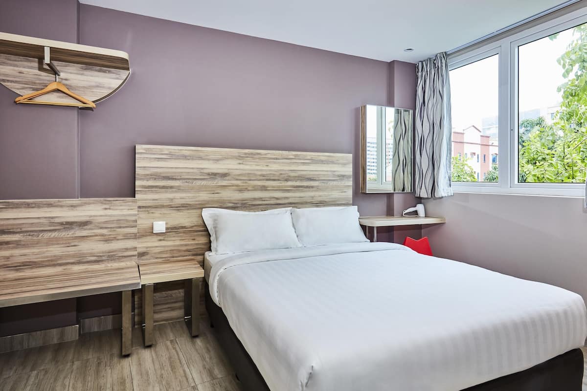Deluxe Double Room, 1 Double Bed | Iron/ironing board, free WiFi, bed sheets