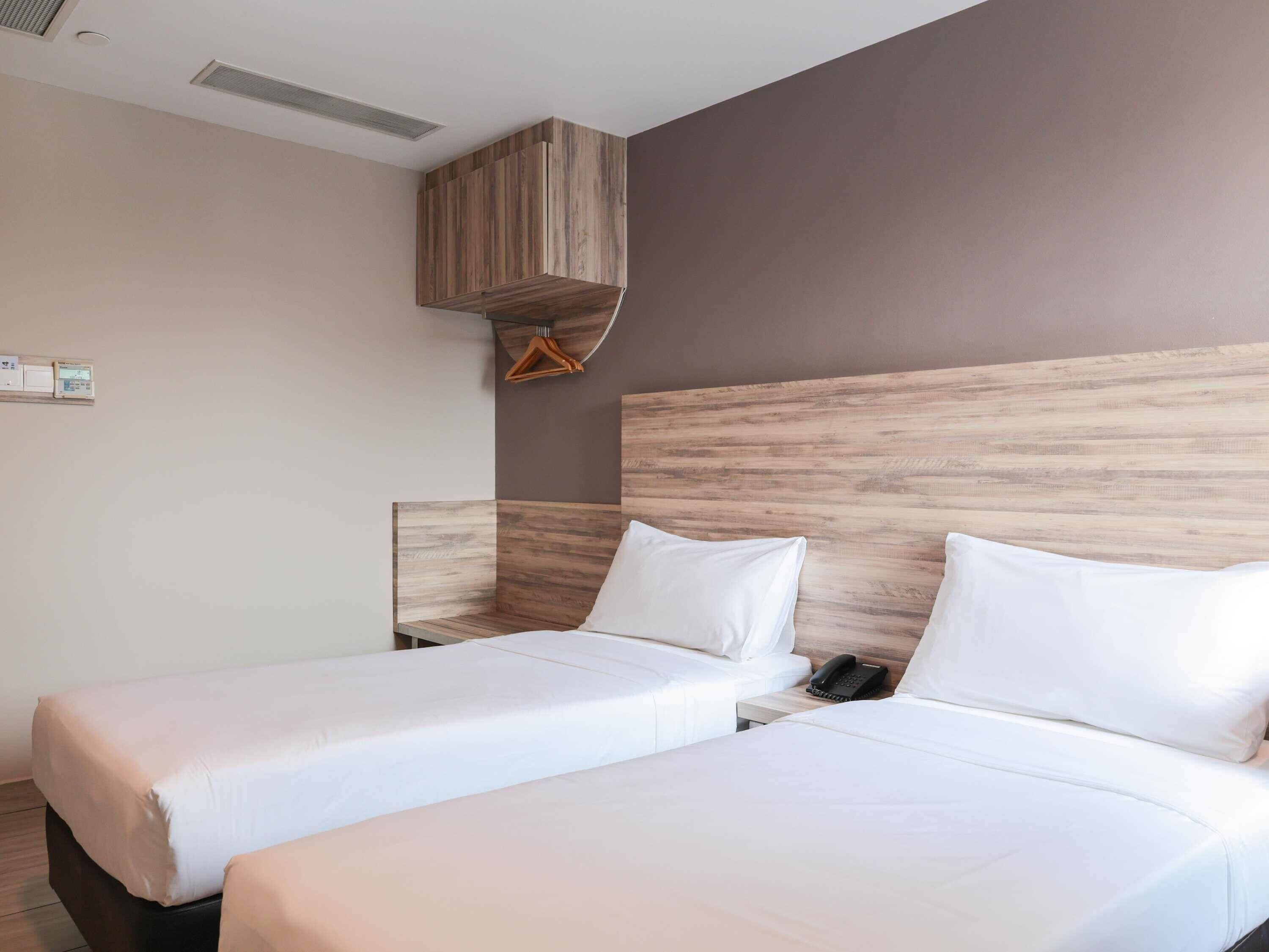 Photo - Ibis Budget Singapore Crystal
