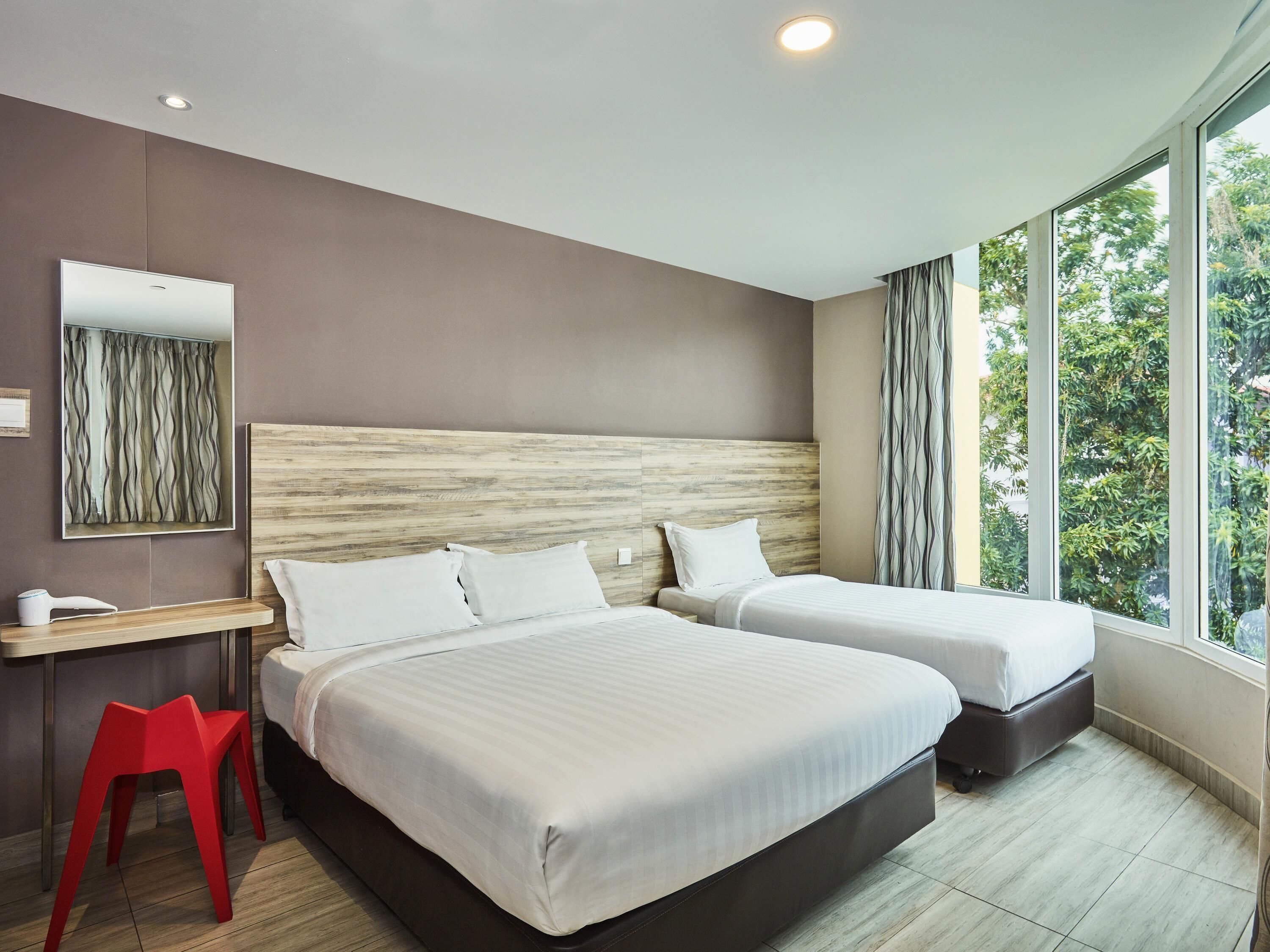 Deluxe Double Room, Multiple Beds | Iron/ironing board, free WiFi, bed sheets