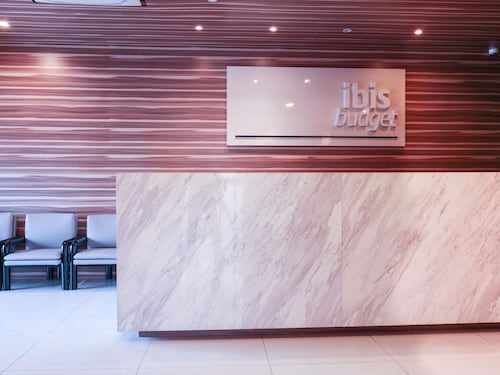 ibis budget Singapore Crystal