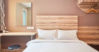 ibis budget Singapore Crystal