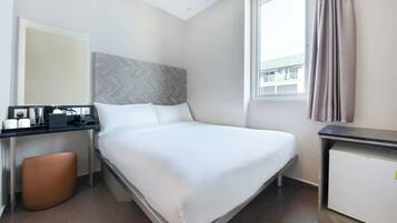 Desk, iron/ironing board (on request), free WiFi, bed sheets