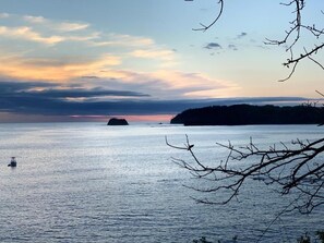 Beach nearby, white sand - Hotel Hacienda Mar (Puerto Carrillo)