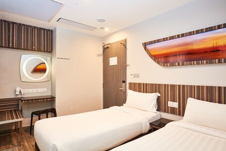 ibis budget Singapore Selegie - Image 29