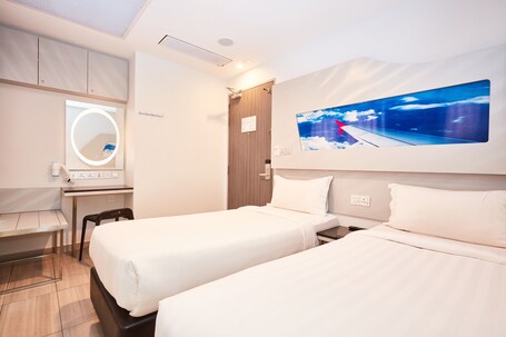 ibis budget Singapore Selegie - Image 26