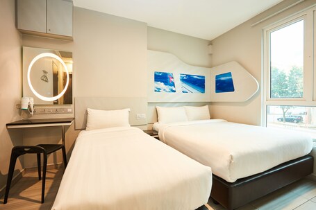 ibis budget Singapore Selegie - Image 9