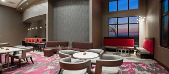 Hampton Inn & Suites Oakland Airport-Alameda