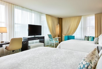 Premium bedding, pillowtop beds, minibar, in-room safe at The Nines, a Luxury Collection Hotel, Portland