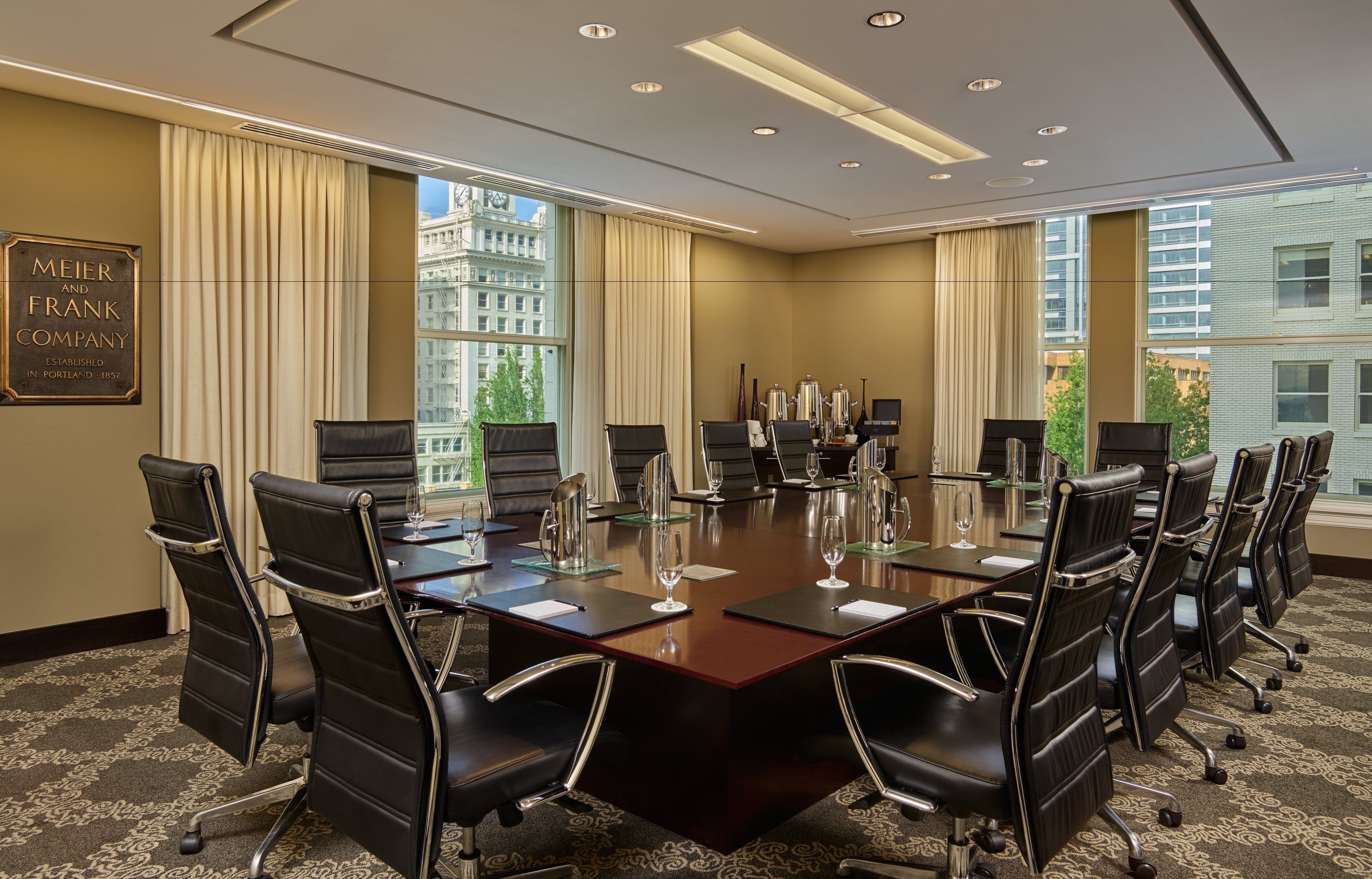 Photo - The Nines, a Luxury Collection Hotel, Portland