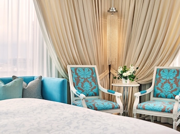 Premium bedding, pillowtop beds, minibar, in-room safe at The Nines, a Luxury Collection Hotel, Portland