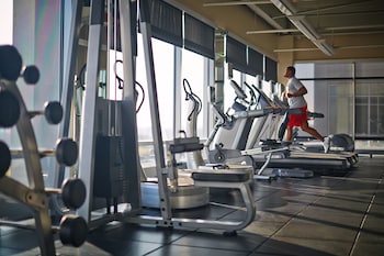 Fitness center at Hotel Arista