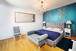 Habitación con 1 cama matrimonial o 2 individuales, 1 habitación | Escritorio, tabla de planchar con plancha y cunas gratuitas