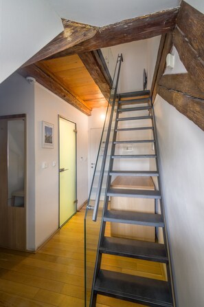 Dobbelt- eller tomannsrom – standard | Allergitestet sengetøy, dundyner og senger med Select Comfort-madrass