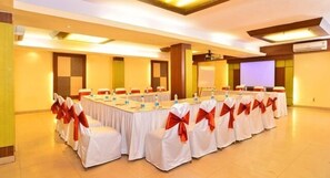 Meeting facility - Hotel Gautam Deluxe (New Delhi)