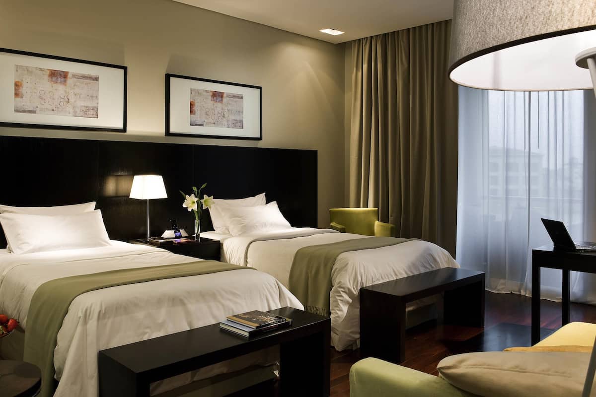 Premium bedding, minibar, in-room safe, desk