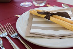 Se sirven desayunos, almuerzos y cenas