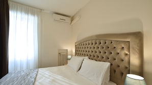 In-room safe, desk, free WiFi, bed sheets - Hotel La Marina Mhotelsgroup (San Bartolomeo al Mare)