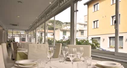 Hotel La Marina Mhotelsgroup