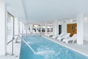 Sauna, tina de hidromasaje, baño de vapor y baño turco o hammam