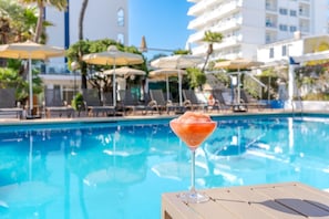 Outdoor pool, pool umbrellas, pool loungers