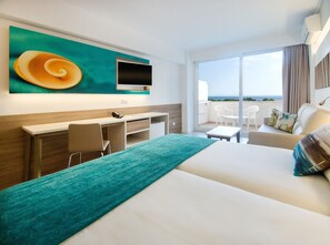 Minibar, coffres-forts dans les chambres, bureau, Wi-Fi gratuit